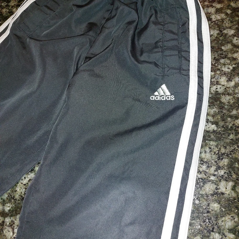 ADIDAS Set - Picture 4 of 6